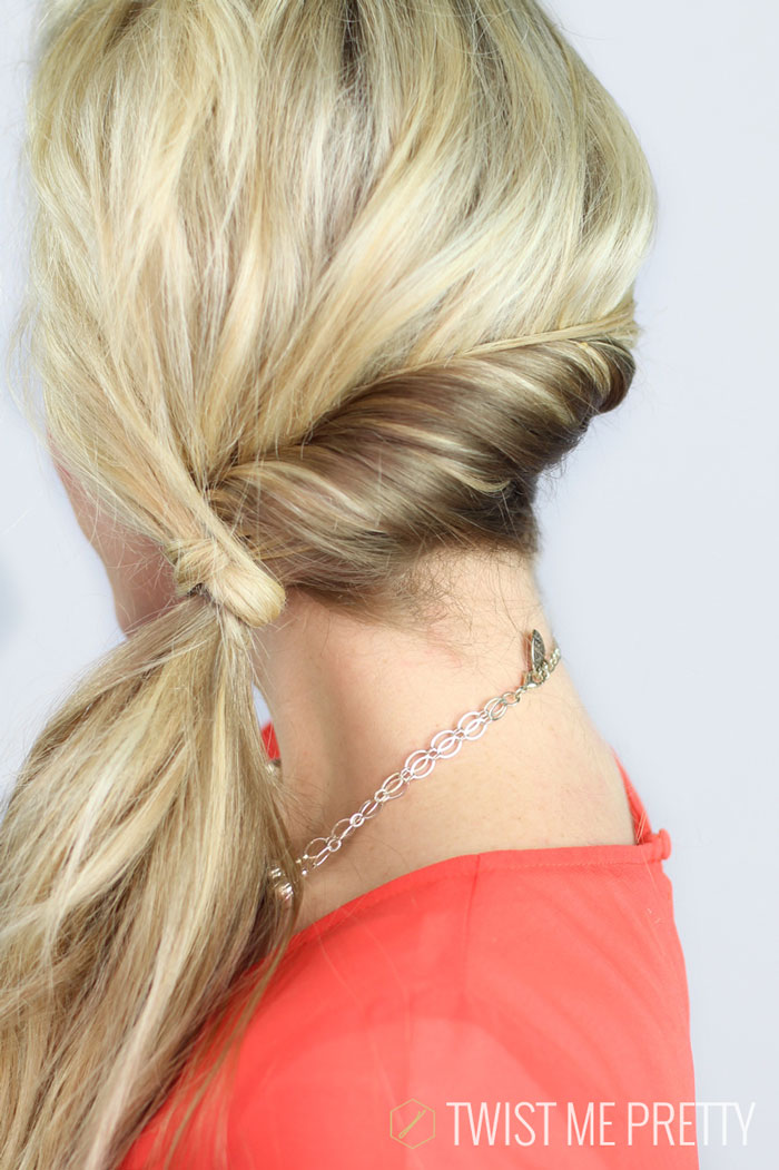 15 Ponytail Hairstyles That Elevate This Classic Updo