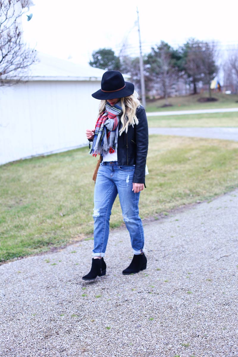 Boyfriend Jeans And Short Girls Twist Me Pretty