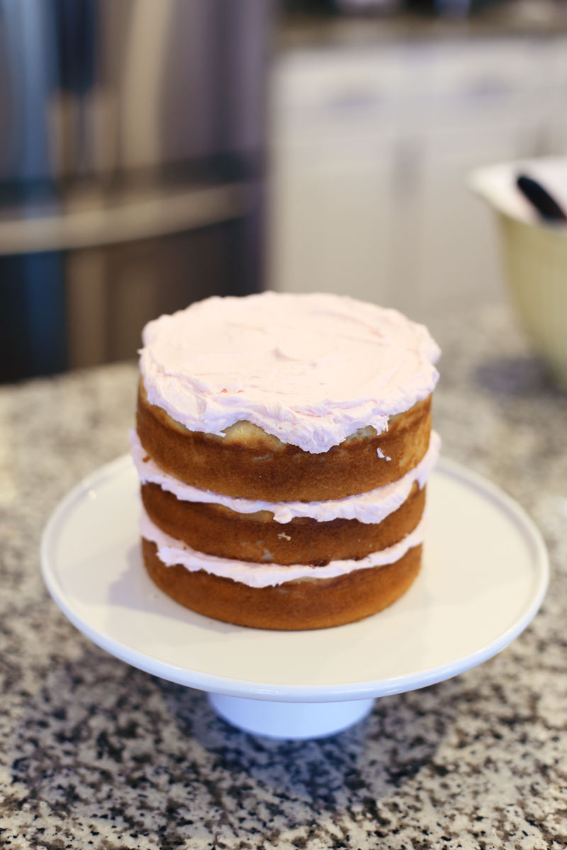Three layers of naked cake. Twist Me Pretty