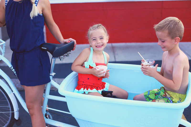 What could be better than family... and ice cream?