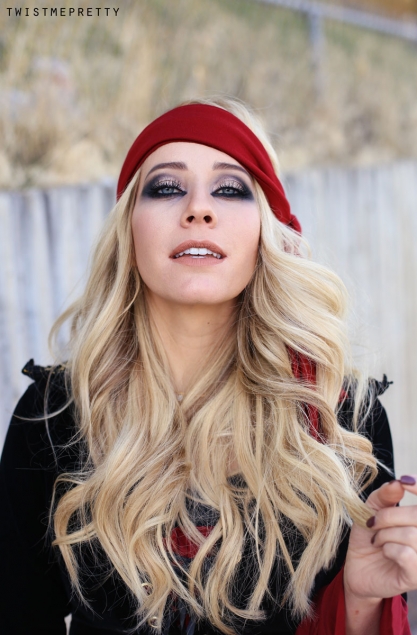 Pirate Makeup + Hair Tutorial  Halloween Costumes - Twist 