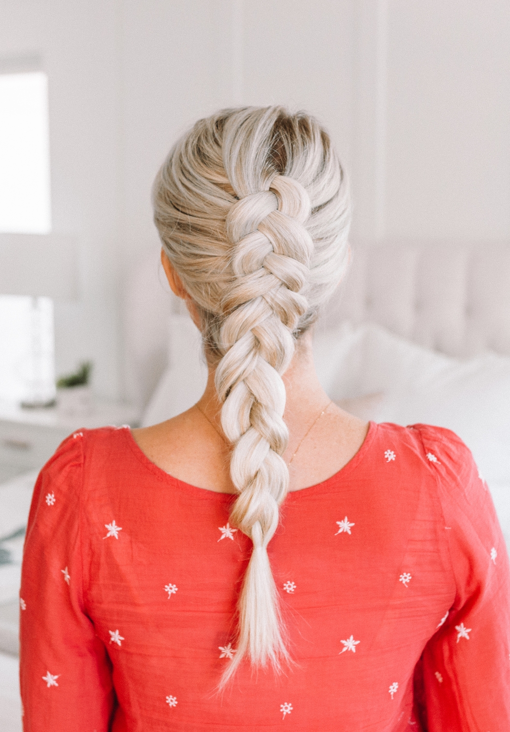 Learn How To Dutch Braid FOR BEGINNERS! - Twist Me Pretty