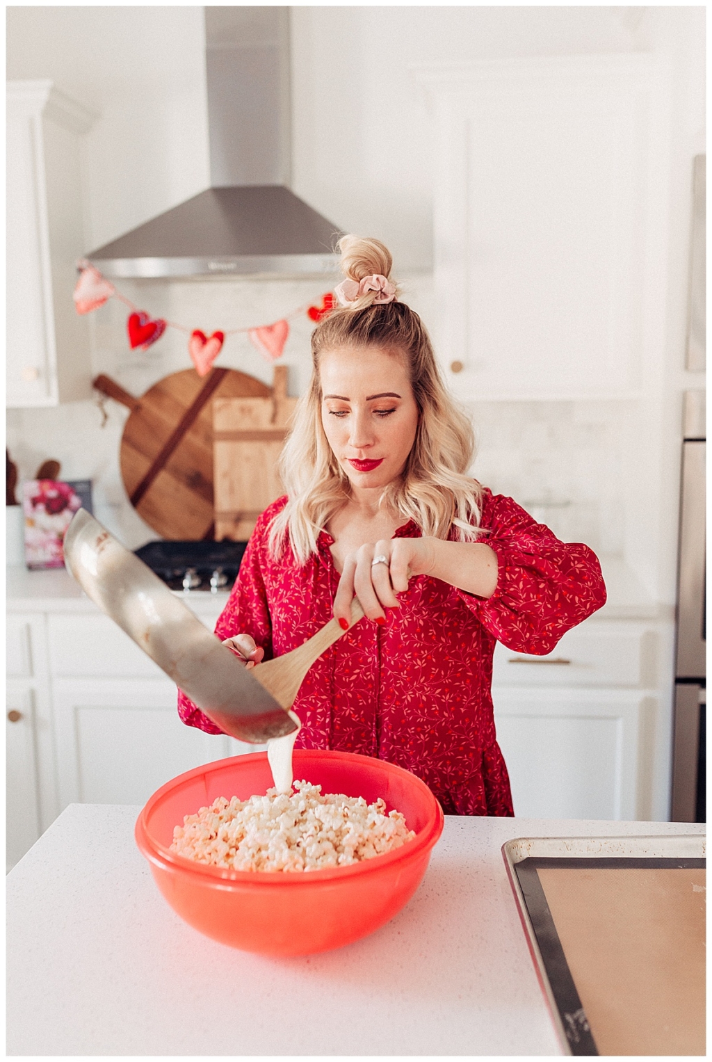 How to make Valentine's Popcorn Valentine's Recipe and neighbor gifts with twistmepretty.com