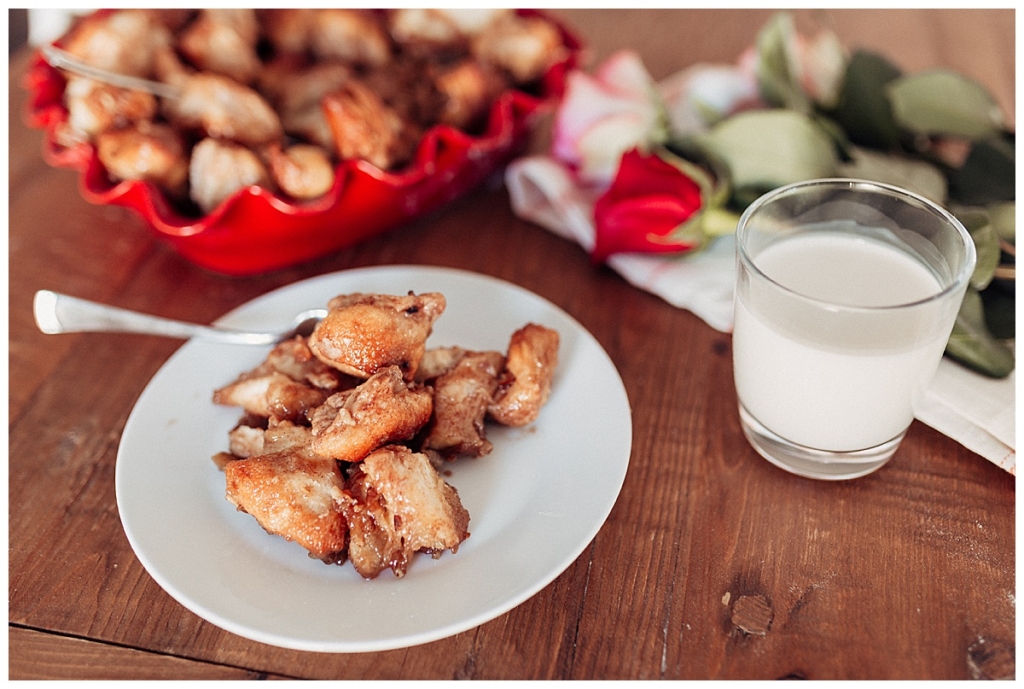 Valentine's Day Monkey Bread Recipe from twistmepretty.com how to make the best monkey bread