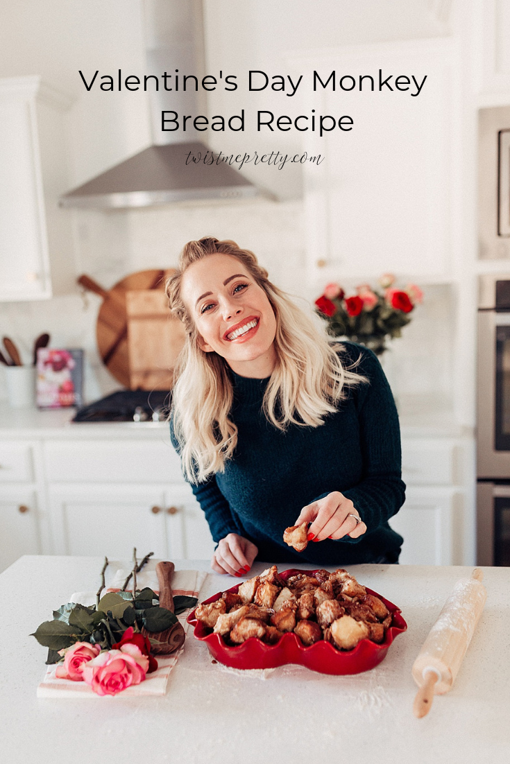 Valentine's Day Monkey Bread Recipe from twistmepretty.com