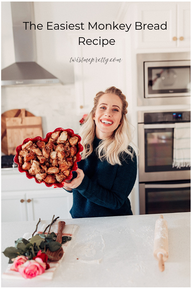 Valentine's Day Monkey Bread Recipe from twistmepretty.com how to make the best monkey bread