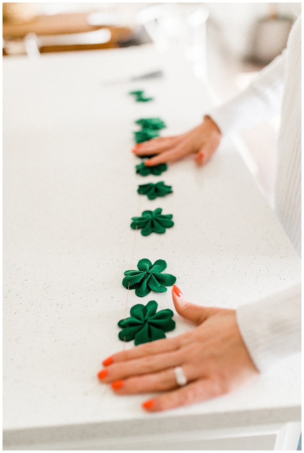 St Patrick's Day Shamrock Banner DIY a step by step instructions by twistmepretty.com