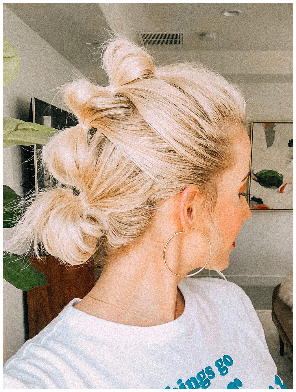 How To: The Messy Ponytail | Short hair ponytail, Ponytail tutorial, Messy  ponytail tutorial