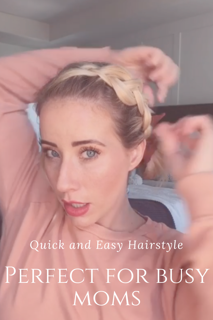 Look put together in no time with this simple, easy hairstyle that is perfect for busy moms. 