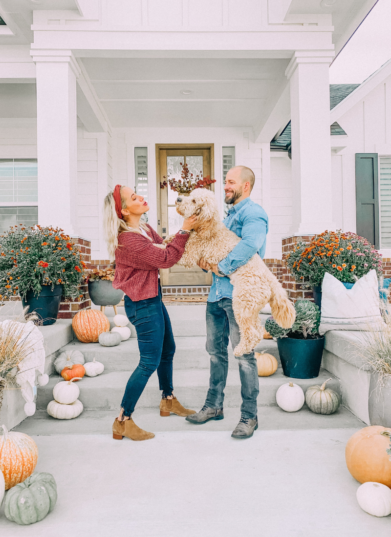 I love how my front porch looks this fall! www.twistmepretty.com