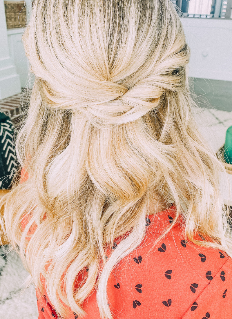 You'll love how easy this elegant twist style is to do. www.twistmepretty.com