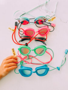 how to keep track of goggles. www.twistmepretty.com