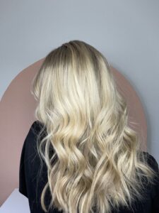 How to curl your hair and love the results. www.twistmepretty.com