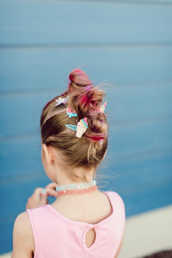 5 Easy Little Girl Hairstyles for School - Twist Me Pretty 5 Easy Little Girl Hairstyles for School - Twist Me Pretty